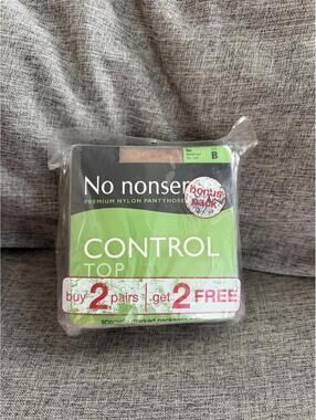 No Nonsense Size B Control Top Nylon Reinforced Toe 045 Tan 4 Pair NOS Vintage